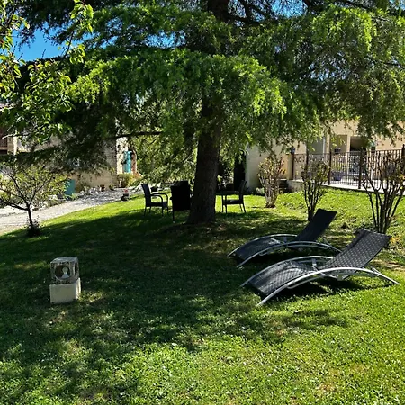 Holiday home Les Demeures Du Clos Niozelles