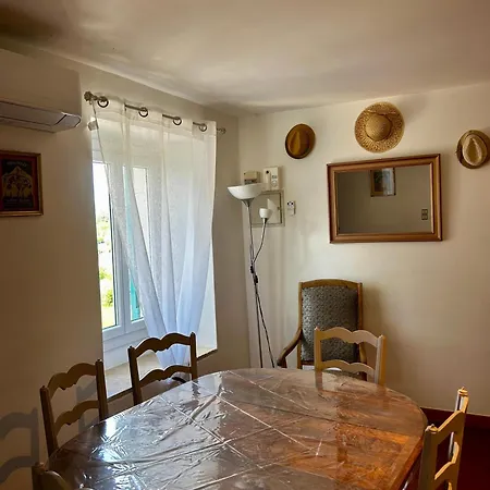 Les Demeures Du Clos Holiday home Niozelles