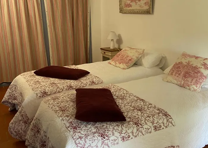 Les Demeures Du Clos Ferienhaus *