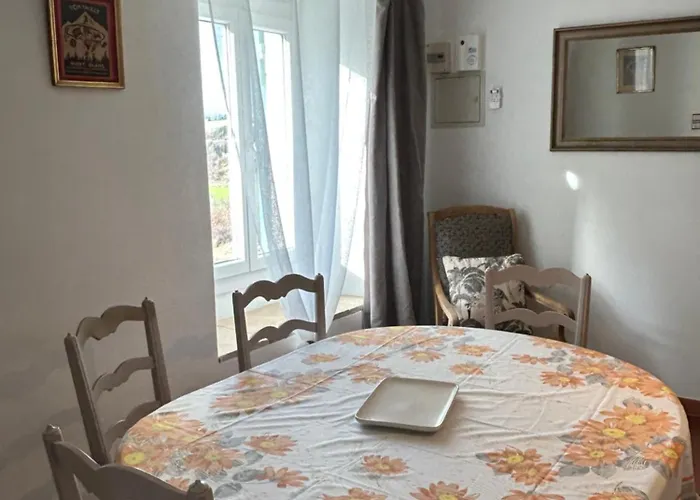 Les Demeures Du Clos Ferienhaus *